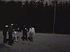 Joute de pétanque sur le bord de la route 