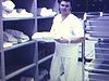 Hôpital de Saint-Hyacinthe; stérilisation centrale (métier) divers préposés (hommes et femmes au travail) lieux et instruments de chirurgie