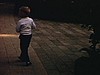 Enfant avec écureuil