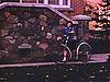 Jeune fille à bicyclette; jeune homme à bicyclette