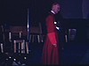 Première communion: l'évêque pose avec un enfant noir