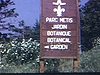 Pancarte au bord de la route «Parc Métis Jardin Botanique»