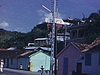 Divers plans de paysages, des montagnes, la mer et les villages côtiers aux Antilles, quelques vues de lieux touristiques (ruines)
