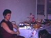 Années 60, vue sur un buffet et une table bien mise