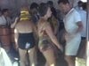 Danses twist  sur terrasse Acapulco - beaucoup de danseurs en maillots de bain, plaisir (beaux plans rigolos)