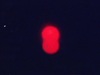 Lumière rouge sur fond noir (inutilisable)