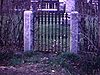 Vue du manoir st-ours, petit monument 